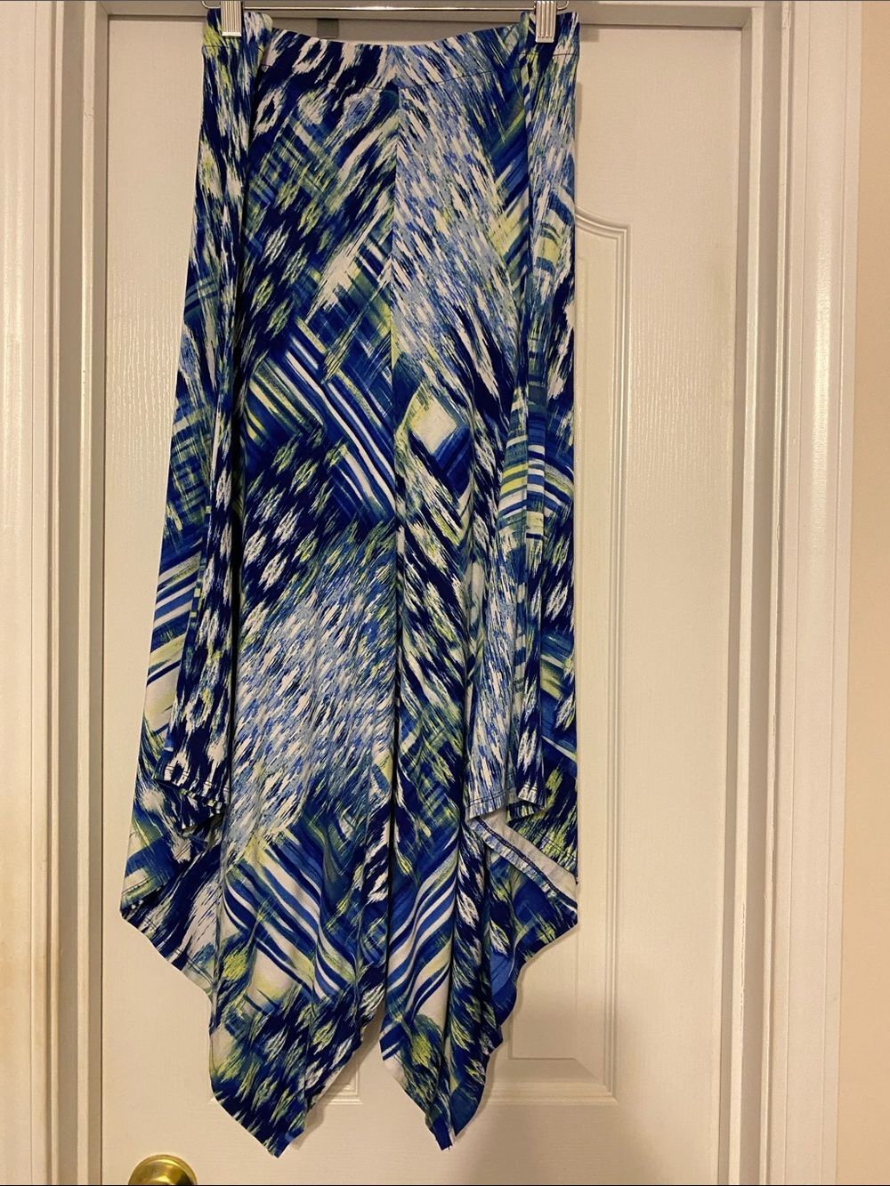 Chico's Asymmetrical Blue, Navy & Lime Printed Skirt size 2 - Picture 4 of 5